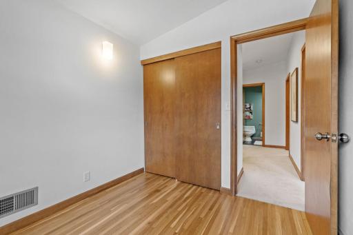 15840 Woodgate Road N, Minnetonka, MN 55345
