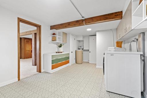 15840 Woodgate Road N, Minnetonka, MN 55345