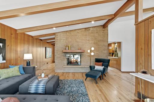 15840 Woodgate Road N, Minnetonka, MN 55345