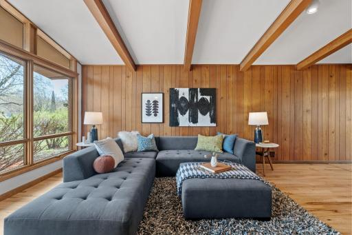 15840 Woodgate Road N, Minnetonka, MN 55345