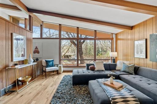 15840 Woodgate Road N, Minnetonka, MN 55345