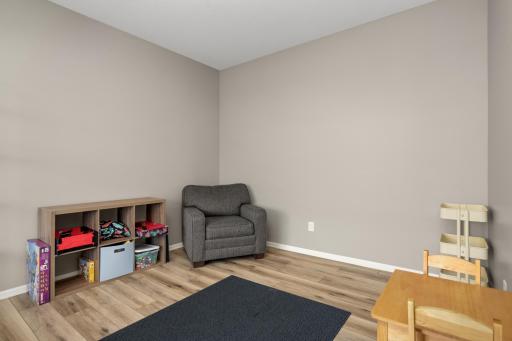 11409 84th Place N, Maple Grove, MN 55369