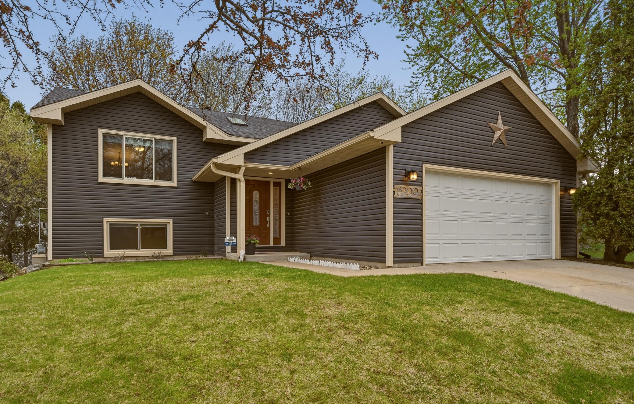 6209 Front - 2 Car Garage