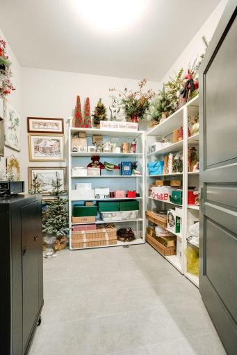 677 Shawnee Woods Road, Medina, MN 55340