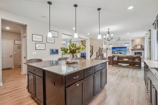 5928 Pinnacle Circle NE, Prior Lake, MN 55372