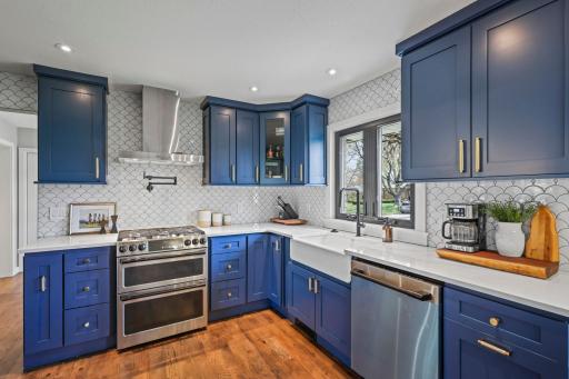 2445 Holton Street, Saint Paul, MN 55113