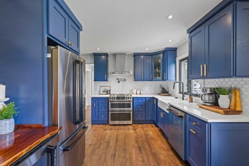 2445 Holton Street, Saint Paul, MN 55113