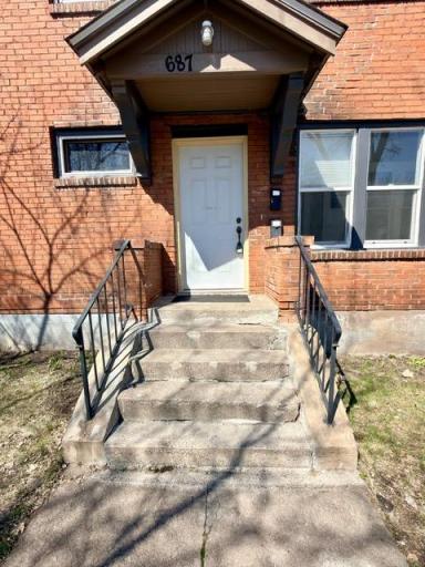 687 Aurora Avenue, Saint Paul, MN 55104