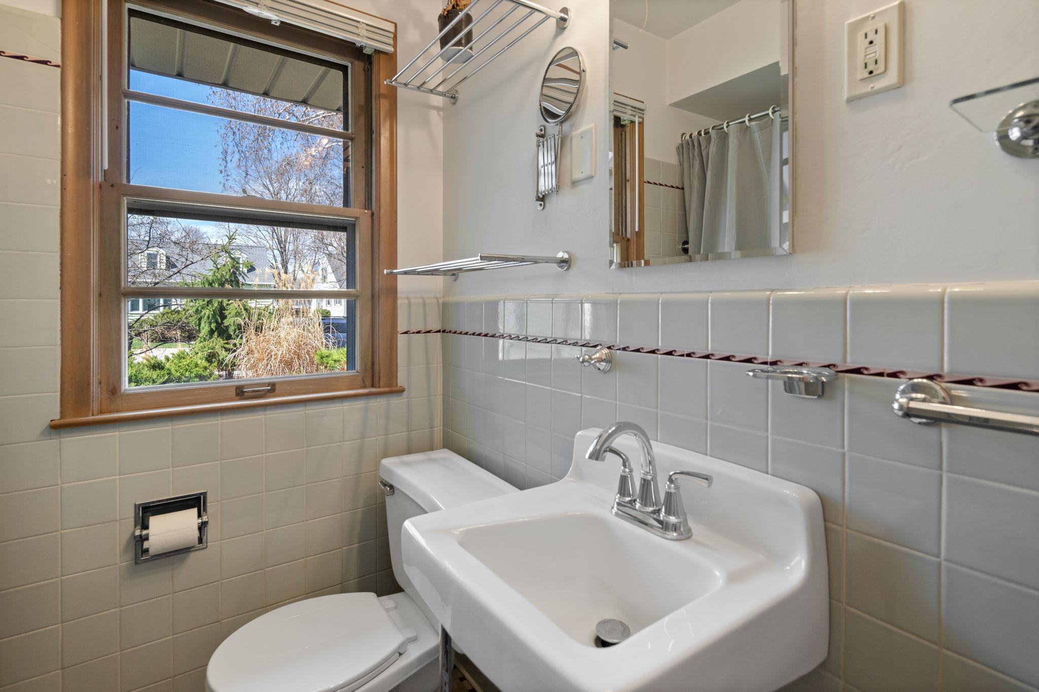 Main level full bathroom.