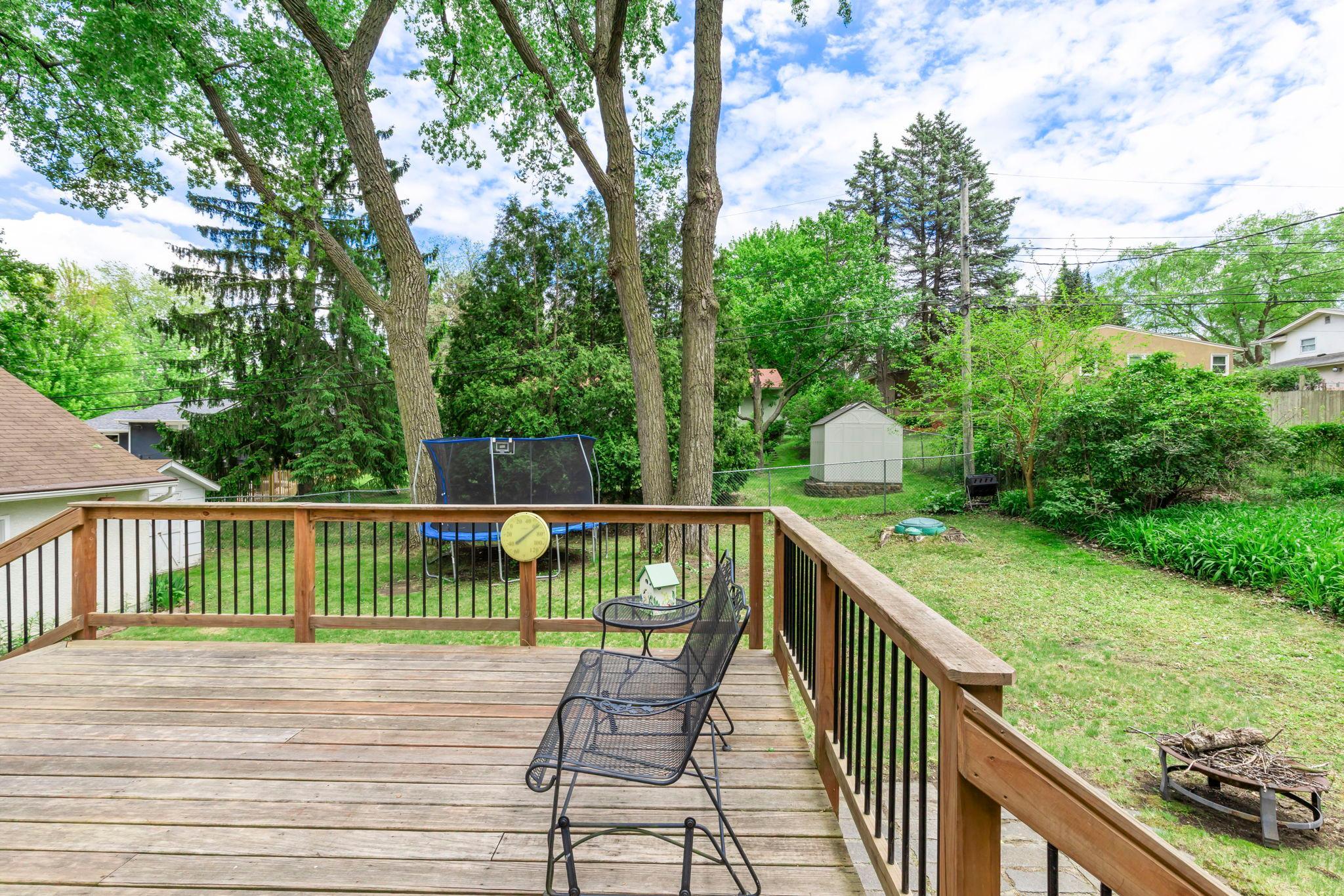 Deck features nice railings that don't obscure views.