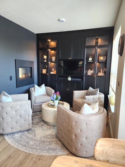 Equal parts cozy and sophisticated, this speakeasy-inspired parlor is the kind of room you never want to leave.