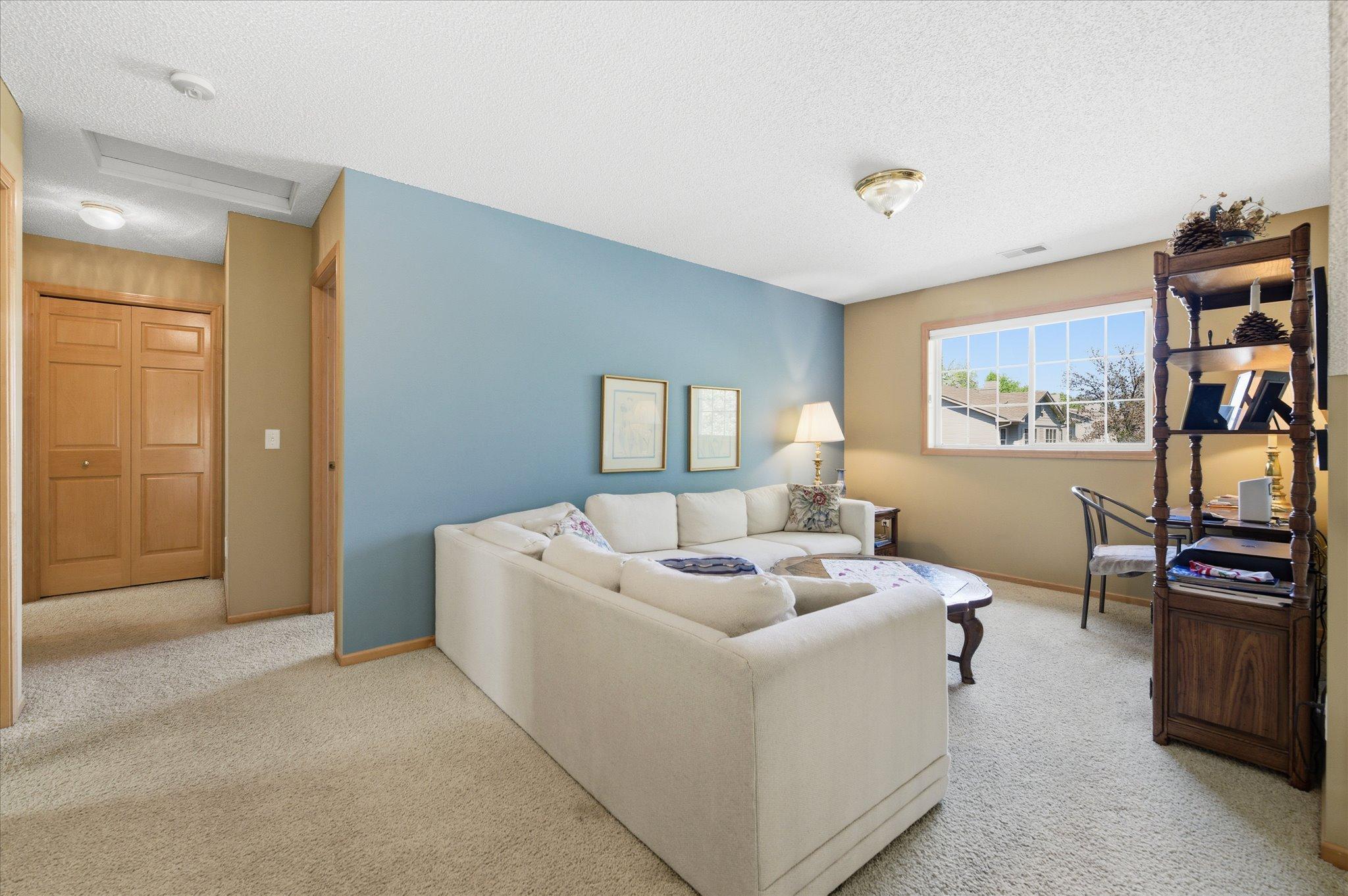 Upper level Loft can be a third bedroom