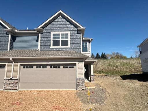 186 Huntington Drive, Waconia, MN 55387