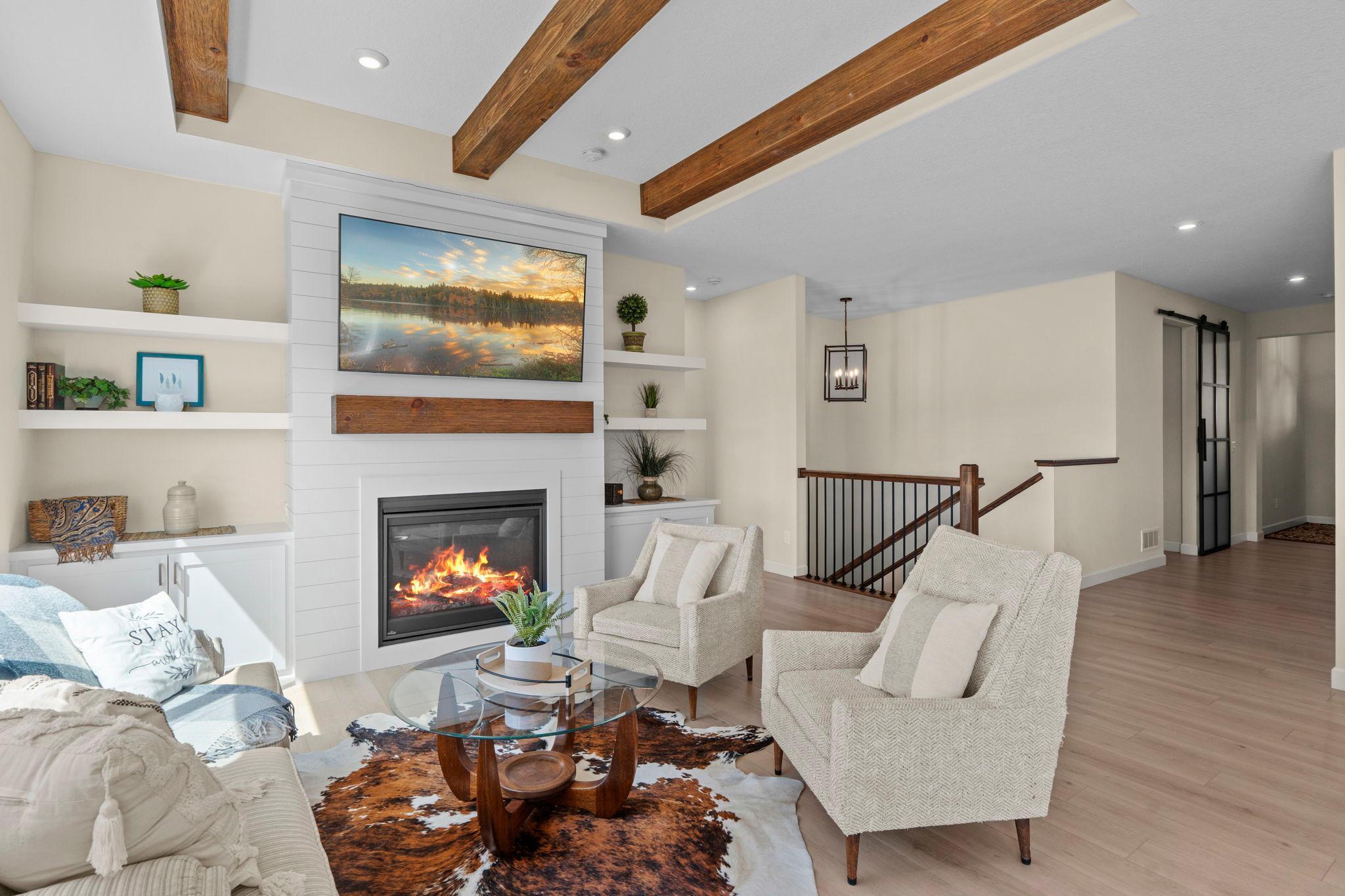 Gas burning fireplace