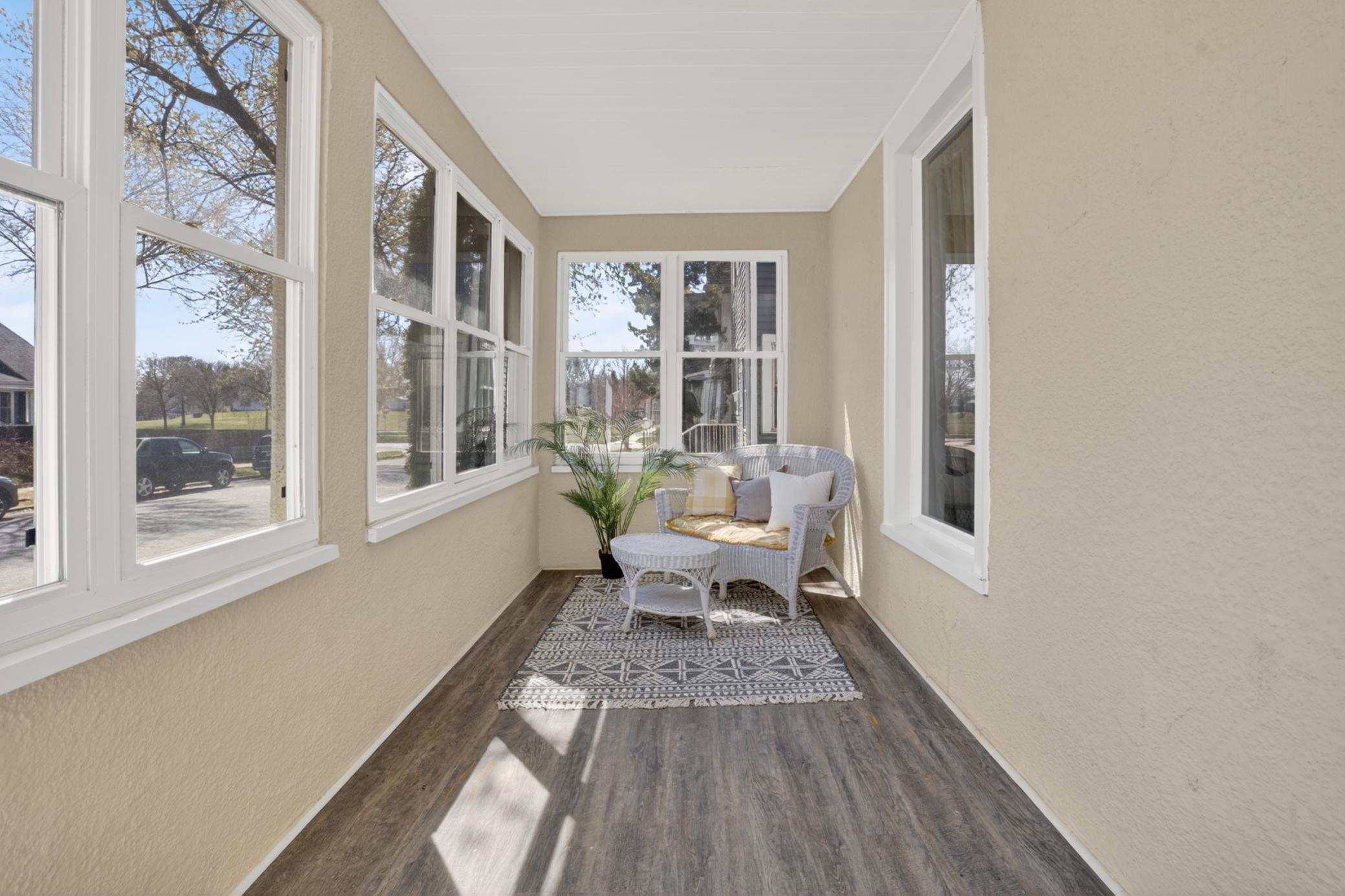 00004_623 russell ave n.jpg