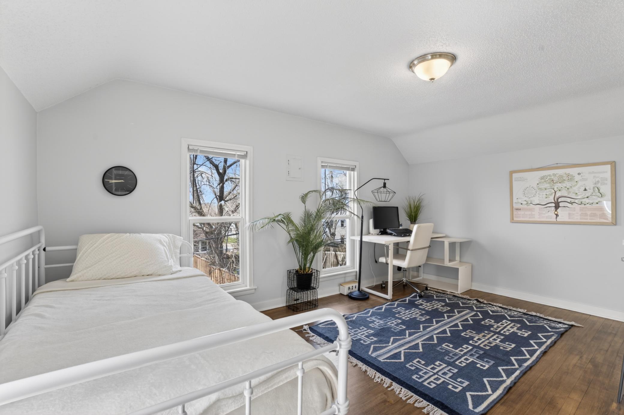 00028_623 russell ave n.jpg