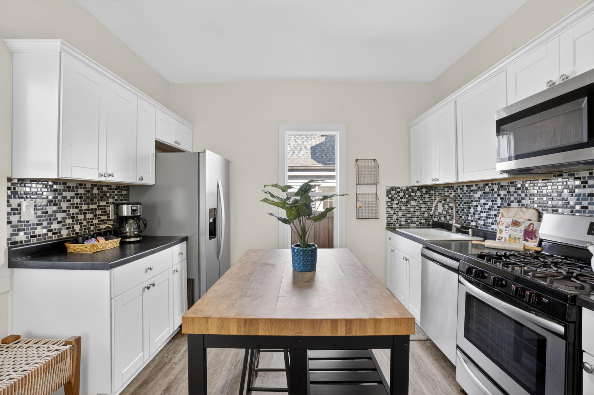 00017_623 russell ave n.jpg