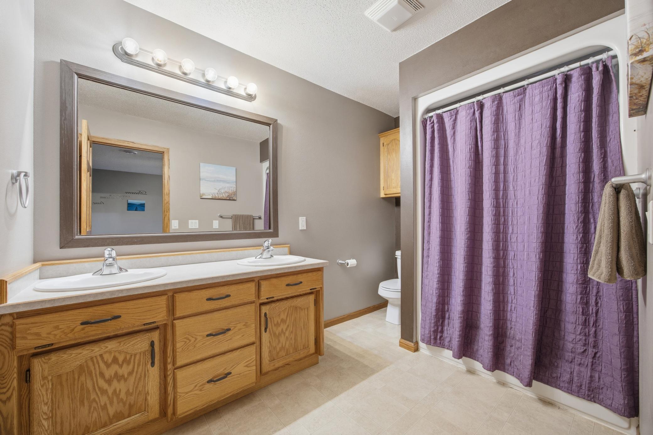 Primary Private Bath