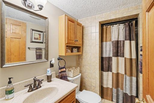 Lower level 3/4 bath