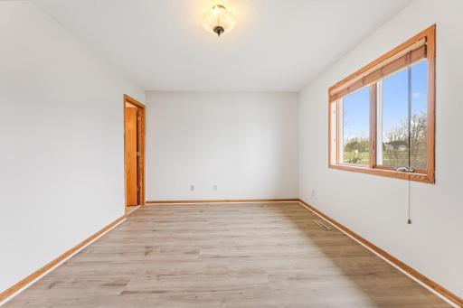 Spacious sunny bedrooms on the main