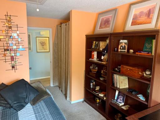 128 Avignon Court, Saint Paul, MN 55125