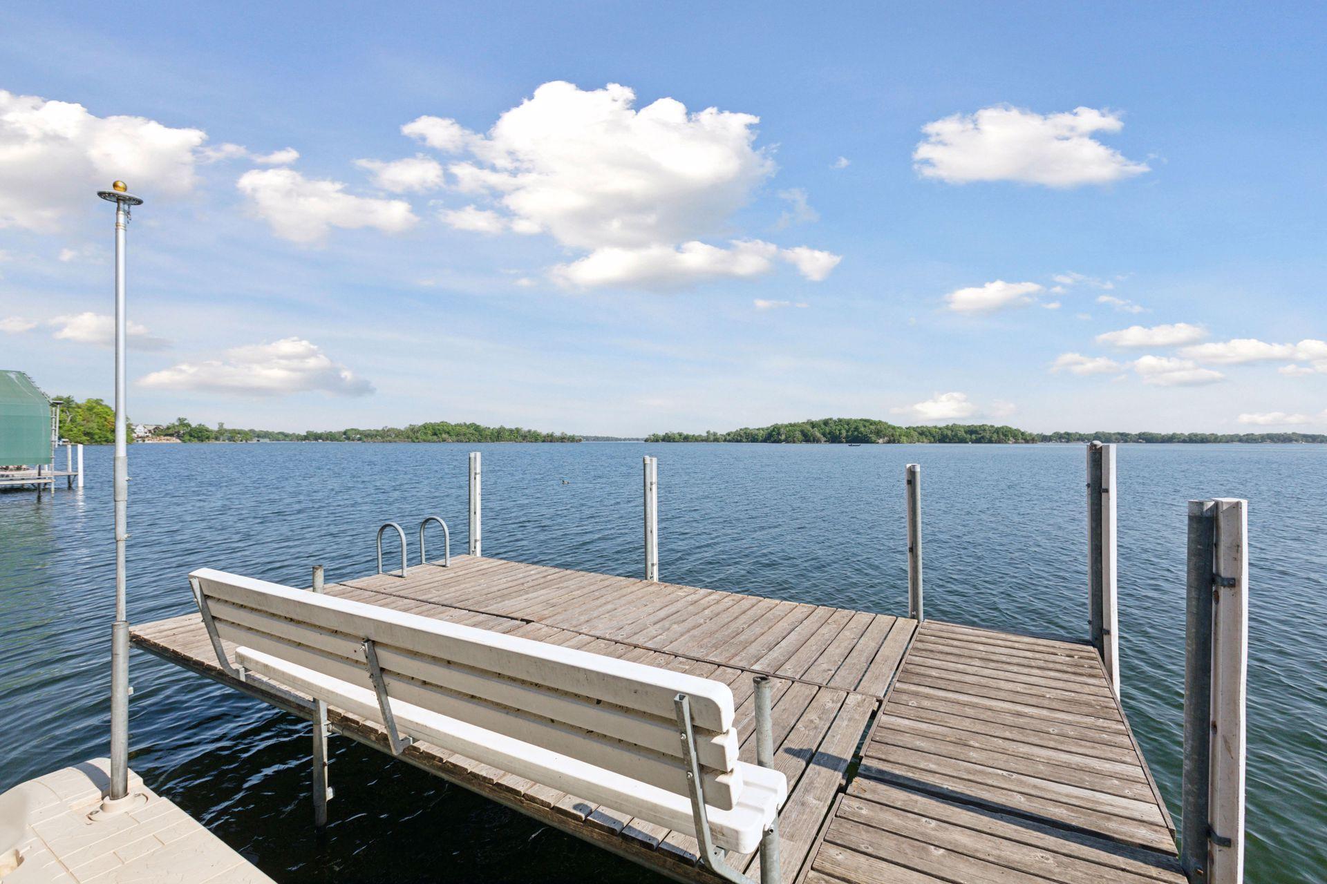 sit back enjoy the lake action from dock.