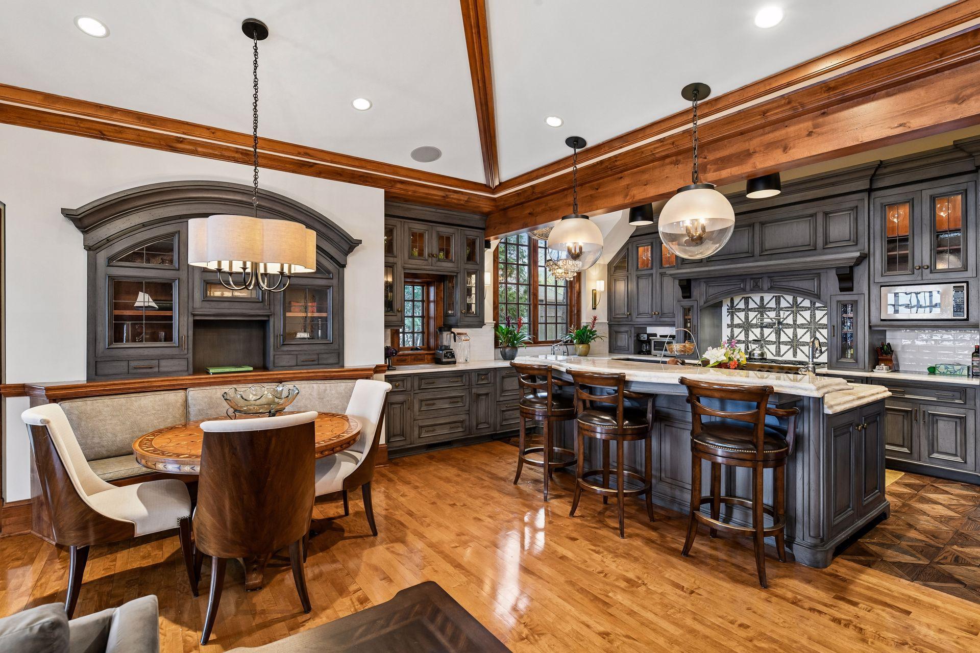 Pull up seating is great for everyday convenience.