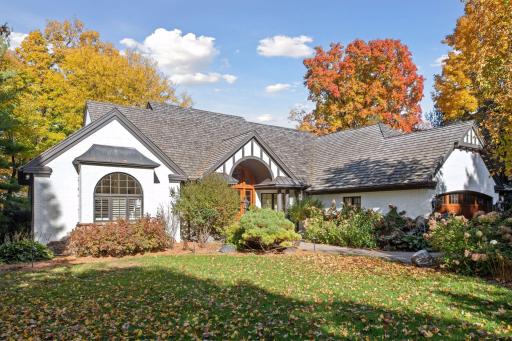 Home looks beautiful every season of the year.