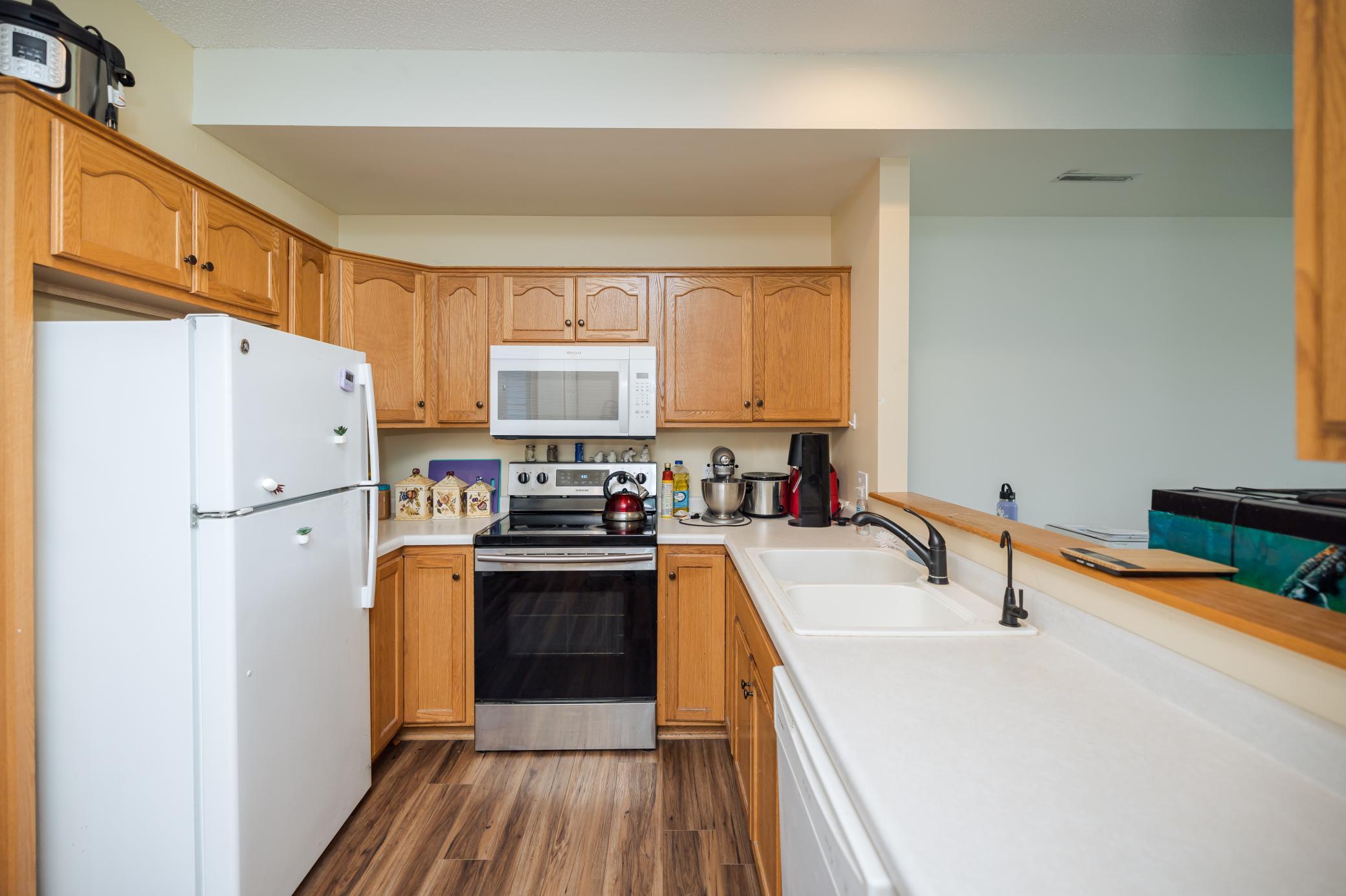 1858 Tiffany kitchen.jpg