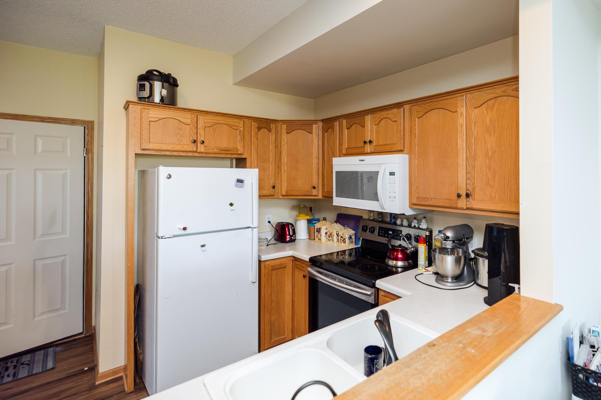 1858 Tiffany kitchen.jpg