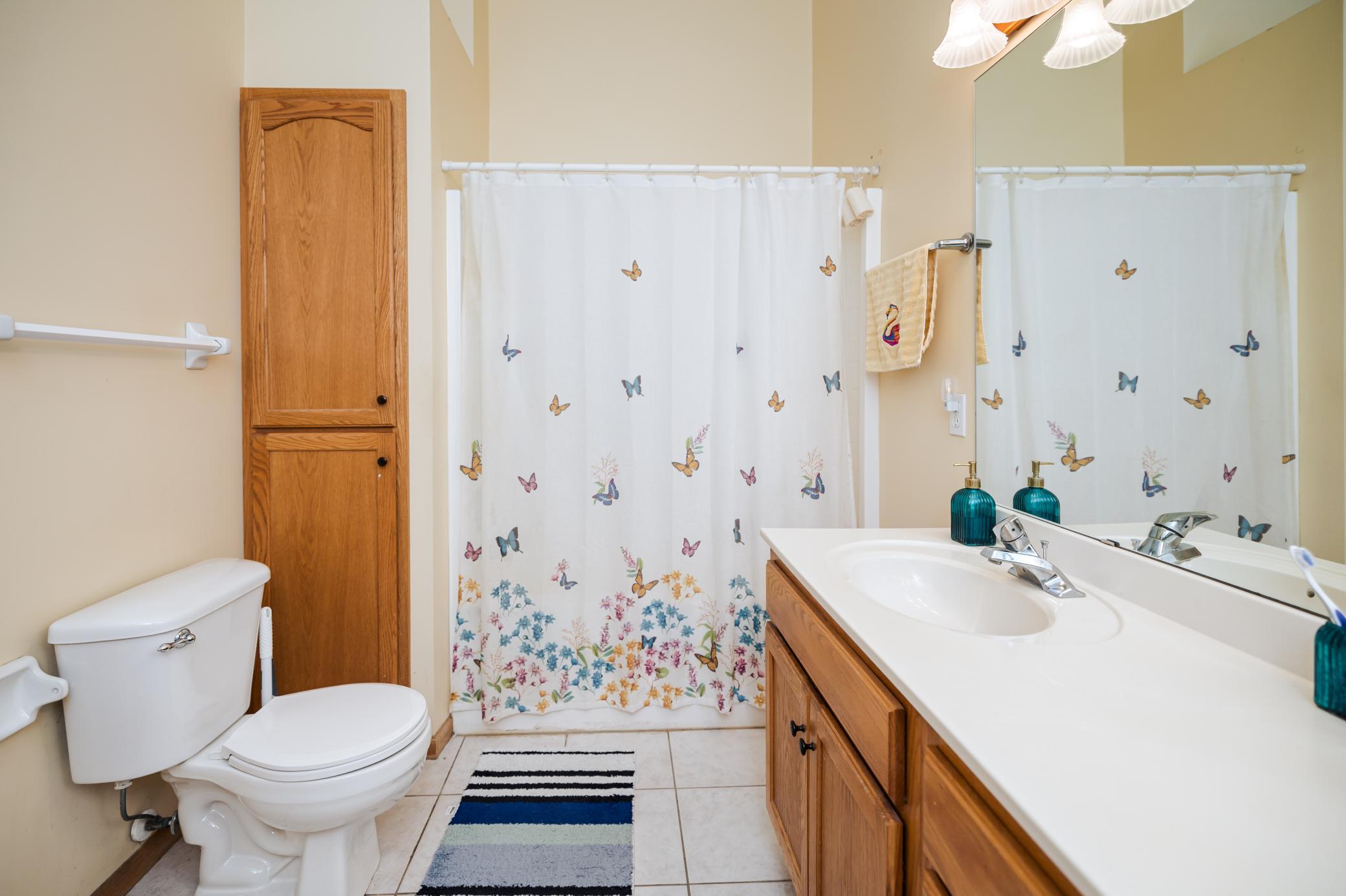 1858 Tiffany primary bath.jpg