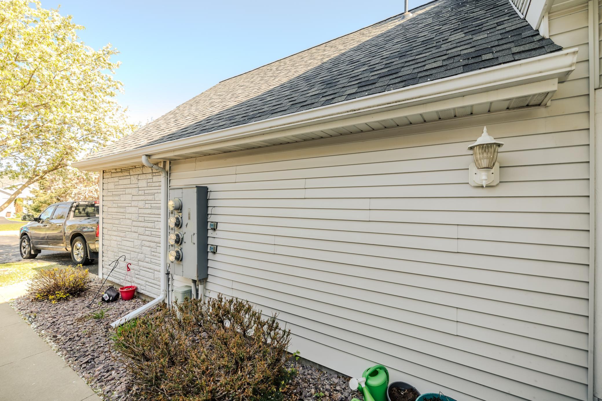 1858 Tiffany side.jpg