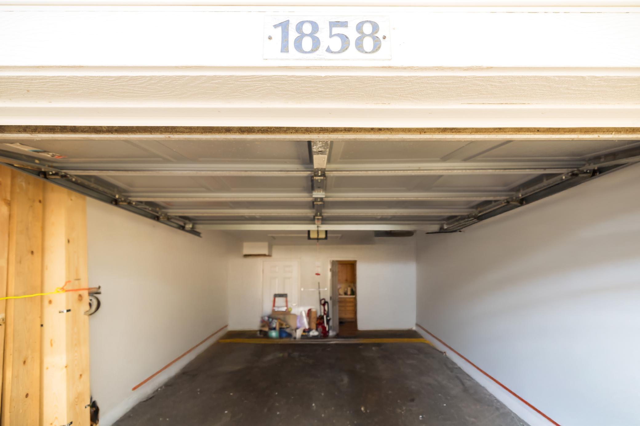1858 Tiffany garage.jpg