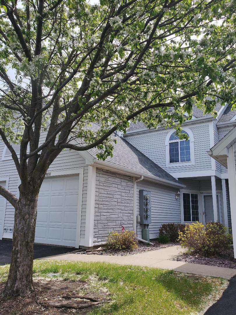 1858 Tiffany Cove Ln front.jpg