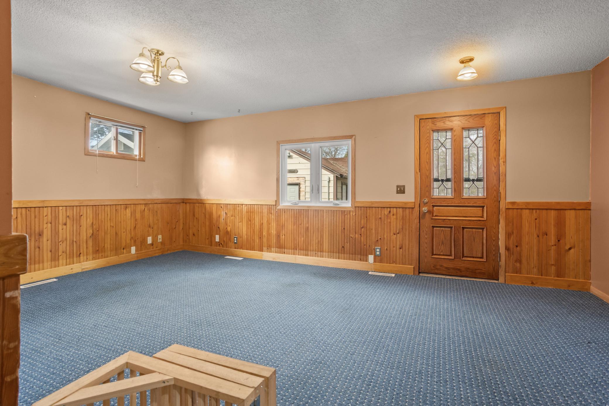 906 Sheyenne St West Fargo