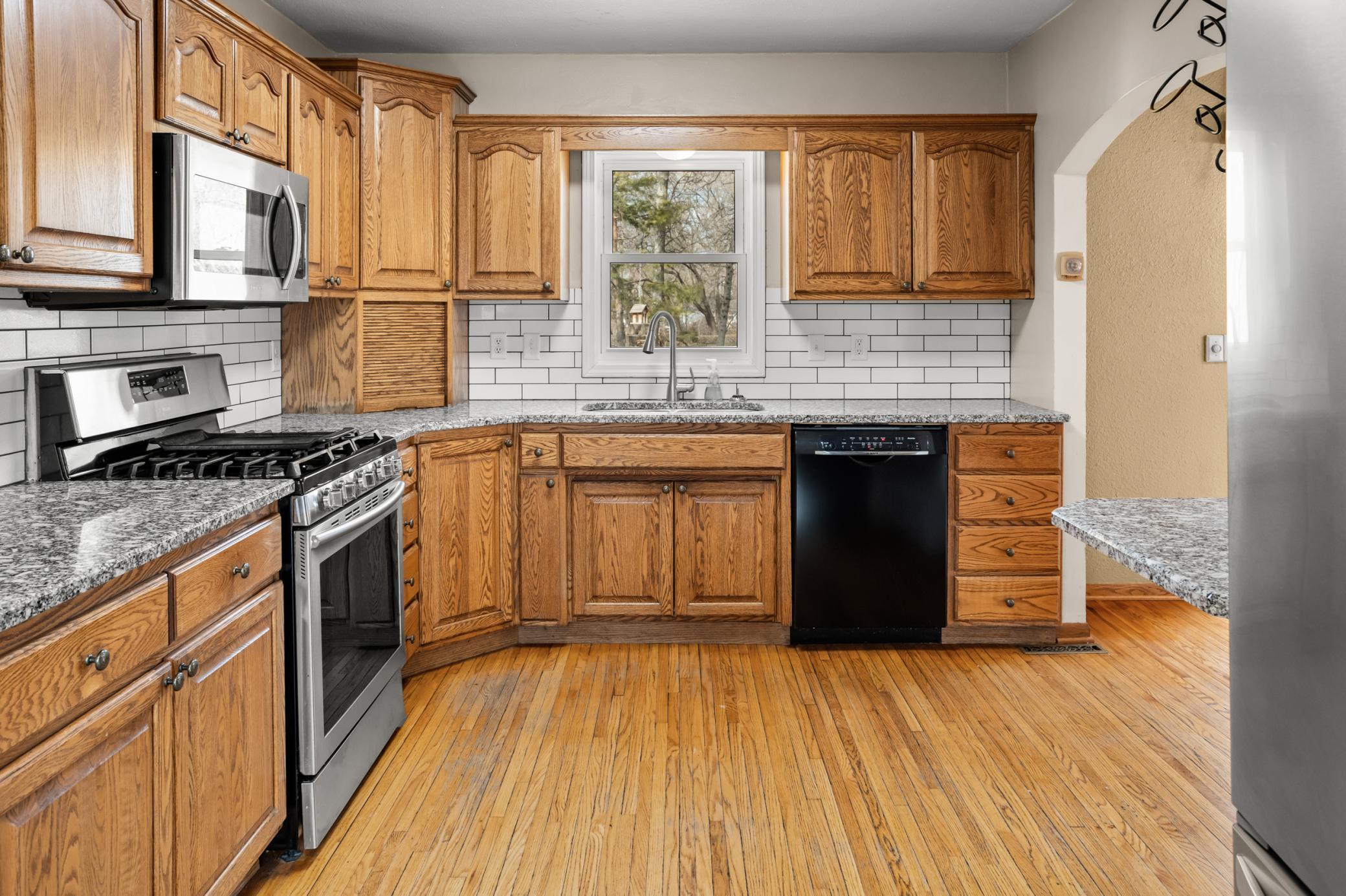 906 Sheyenne St West Fargo