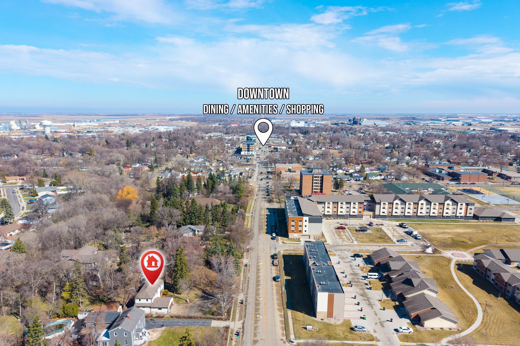 906 Sheyenne St West Fargo