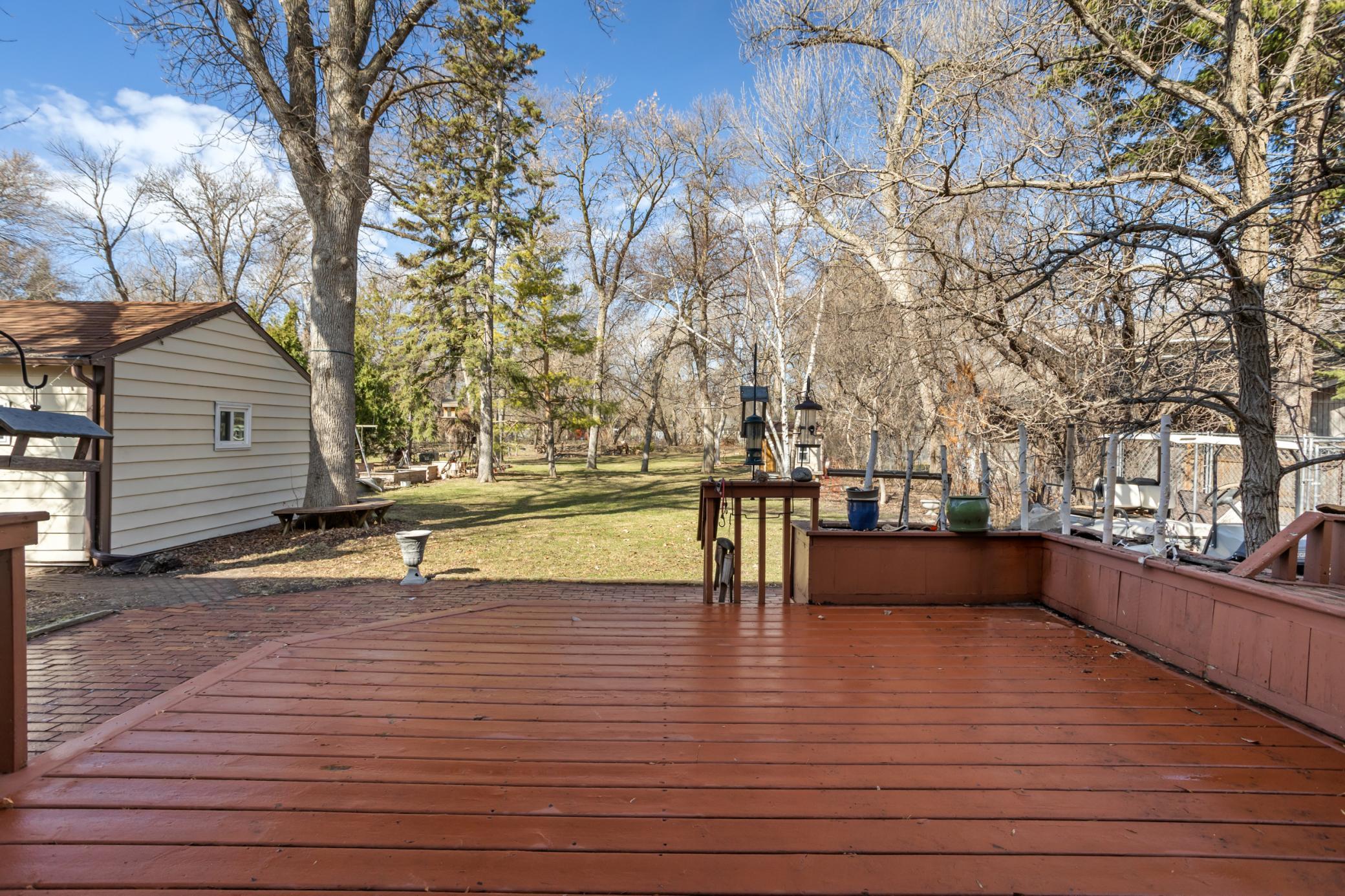 906 Sheyenne St West Fargo