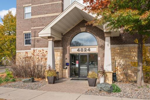 4824 E 53rd Street, 410, Minneapolis, MN 55417