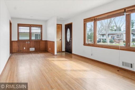 1769 Lake Street, Saint Paul, MN 55113