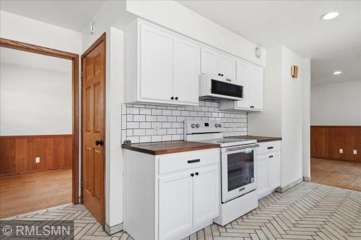 1769 Lake Street, Saint Paul, MN 55113