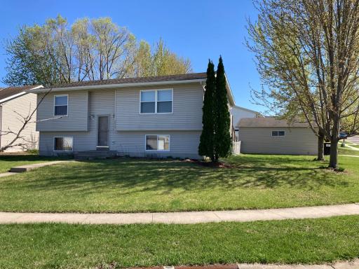 4932 NW 10th Street NW, Rochester, MN 55901