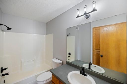 29640 Broadway Street, Lindstrom, MN 55045