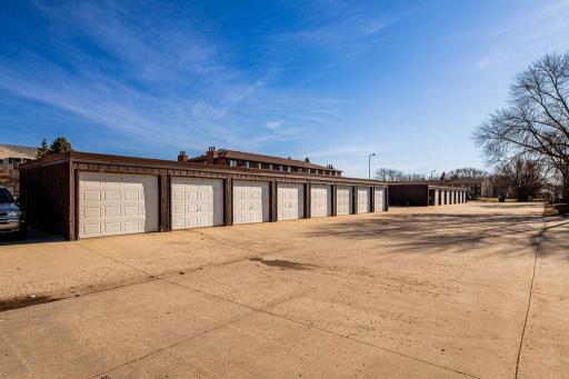 715 32nd Avenue N, B203, Fargo, ND 58102