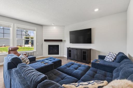 19314 Primrose Lane, Corcoran, MN 55340