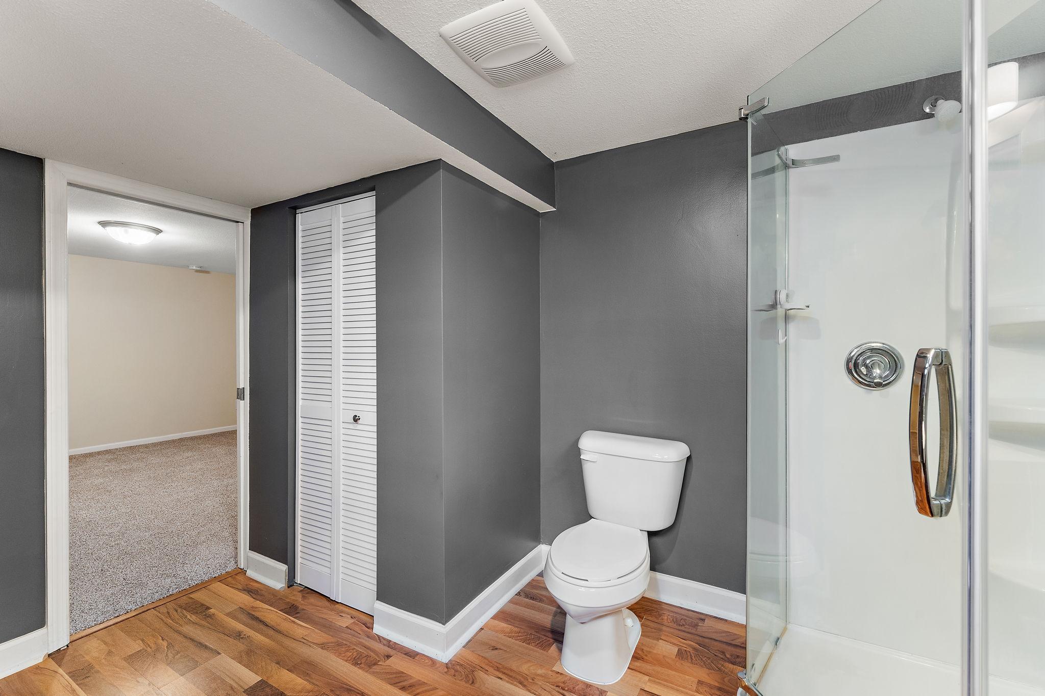 Another view of the LL 3/4 bath.