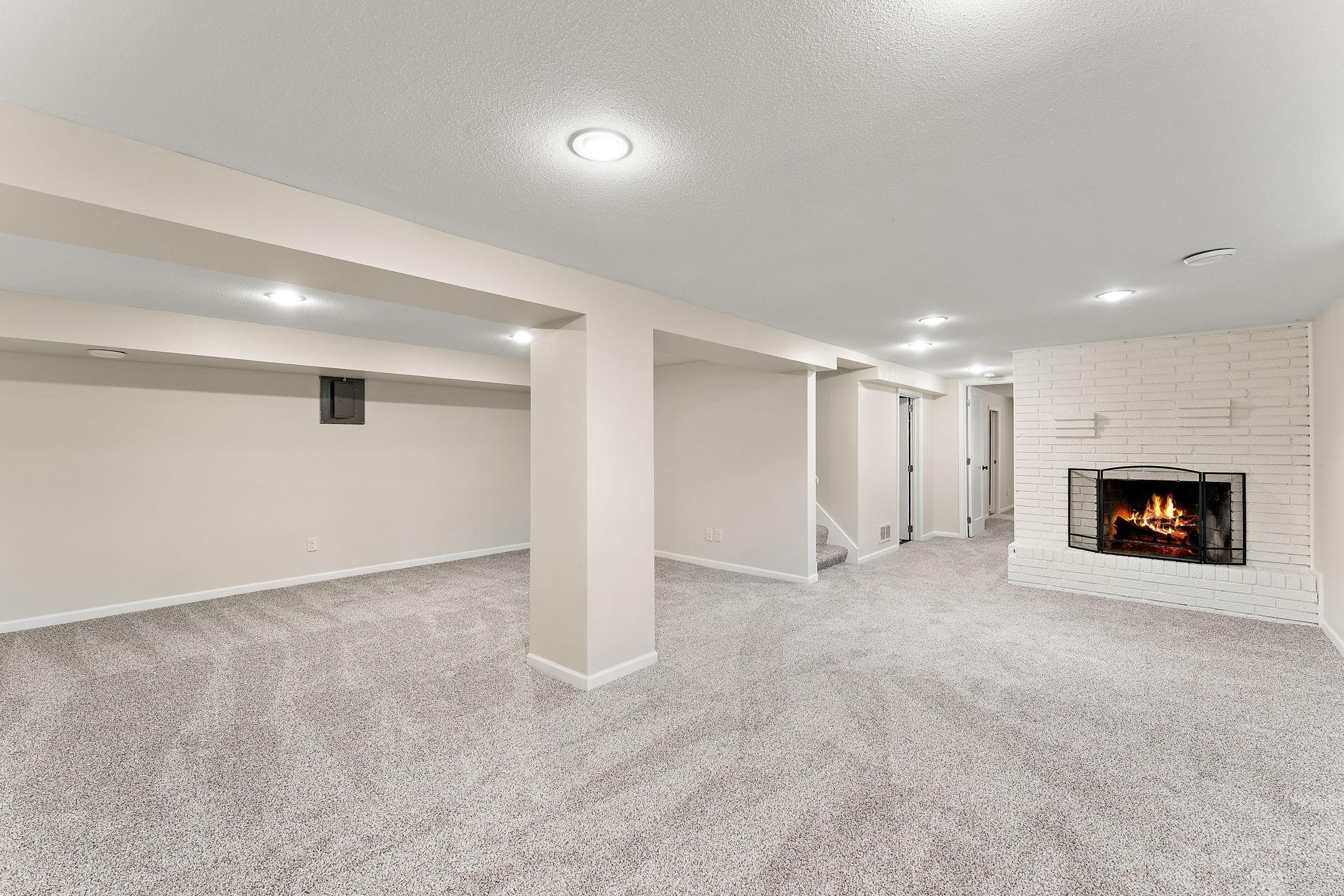 There is all-new carpet throughout the LL.