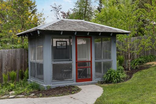5033 Harriet Avenue, Minneapolis, MN 55419