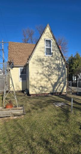 14 3rd Street E, West Fargo, ND 58078