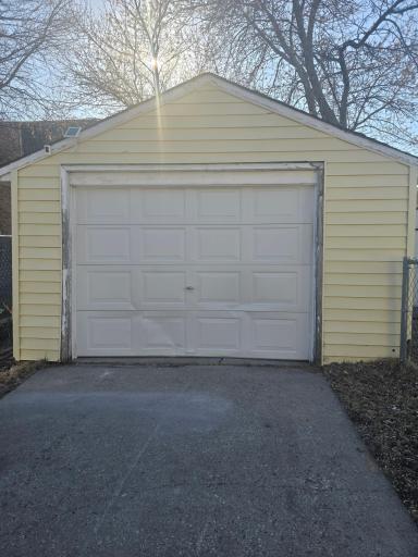 14 3rd Street E, West Fargo, ND 58078